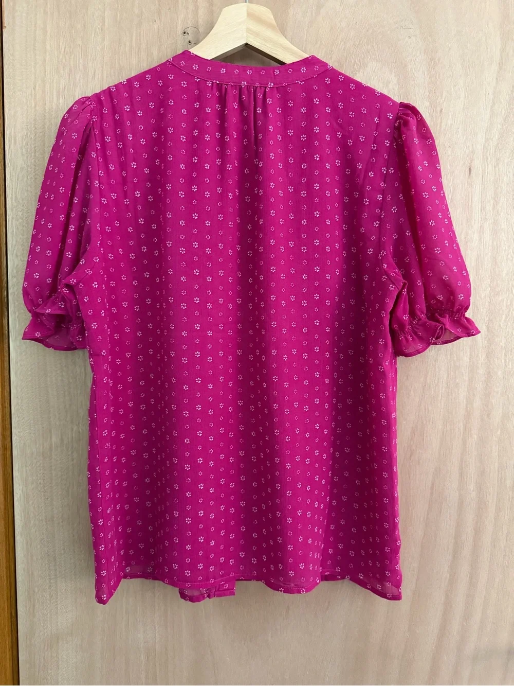 J. Crew Puff Sleeve Ruffle Top Fuschia Pink Floral Blouse